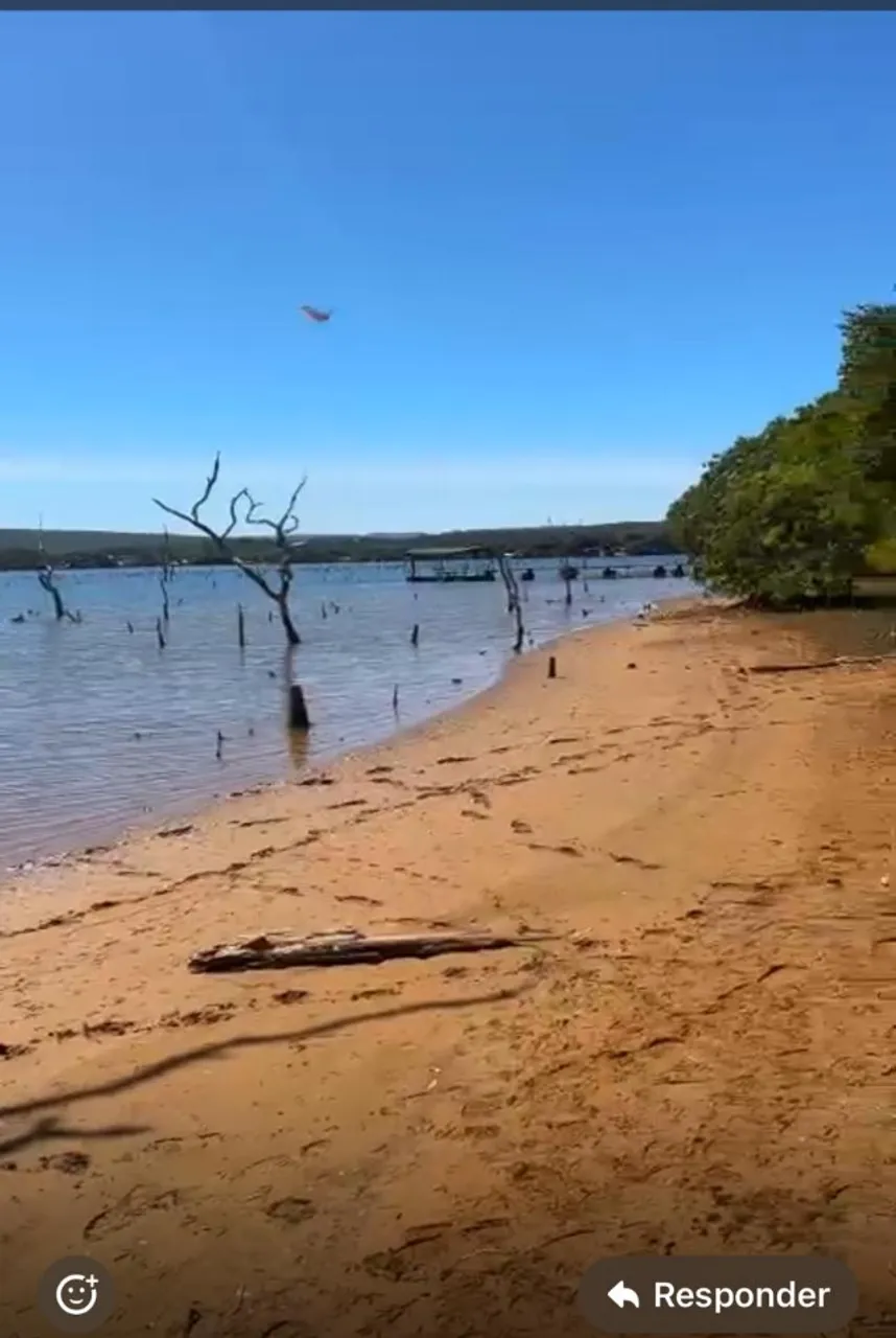 Vendo chácara beira lago em Luzimangues