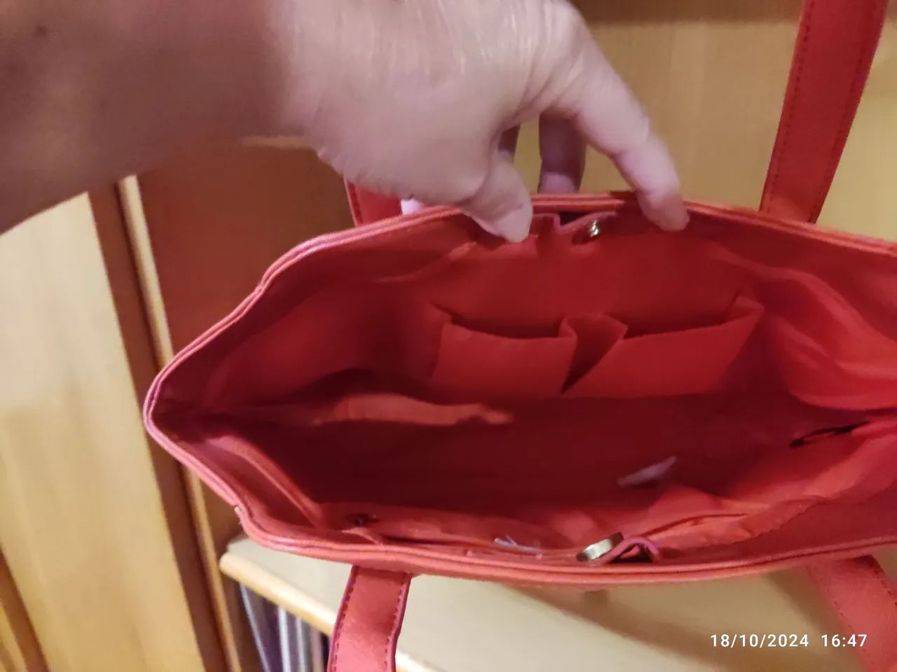 Bolsa Kenneth Cole Reaction Coral - Foto 2