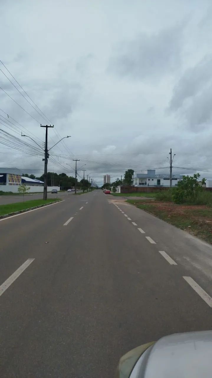 Vende-se terreno Caçari 
