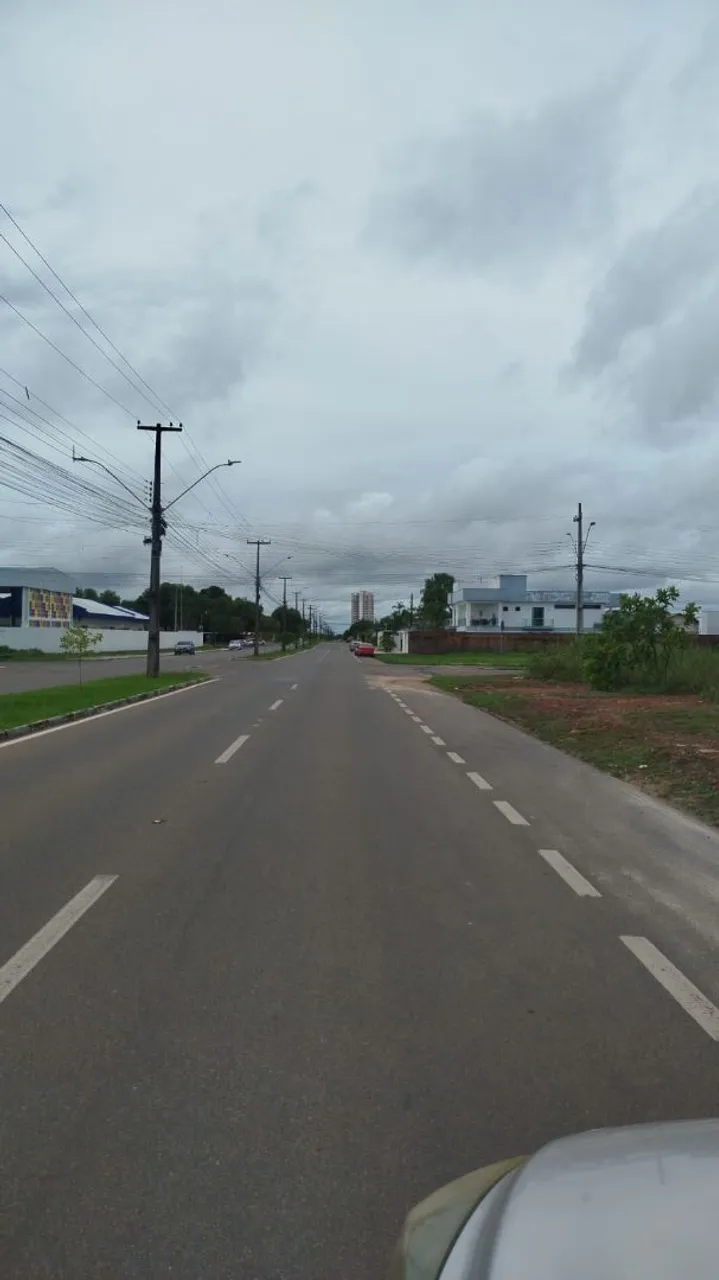 Vende-se terreno Caçari
