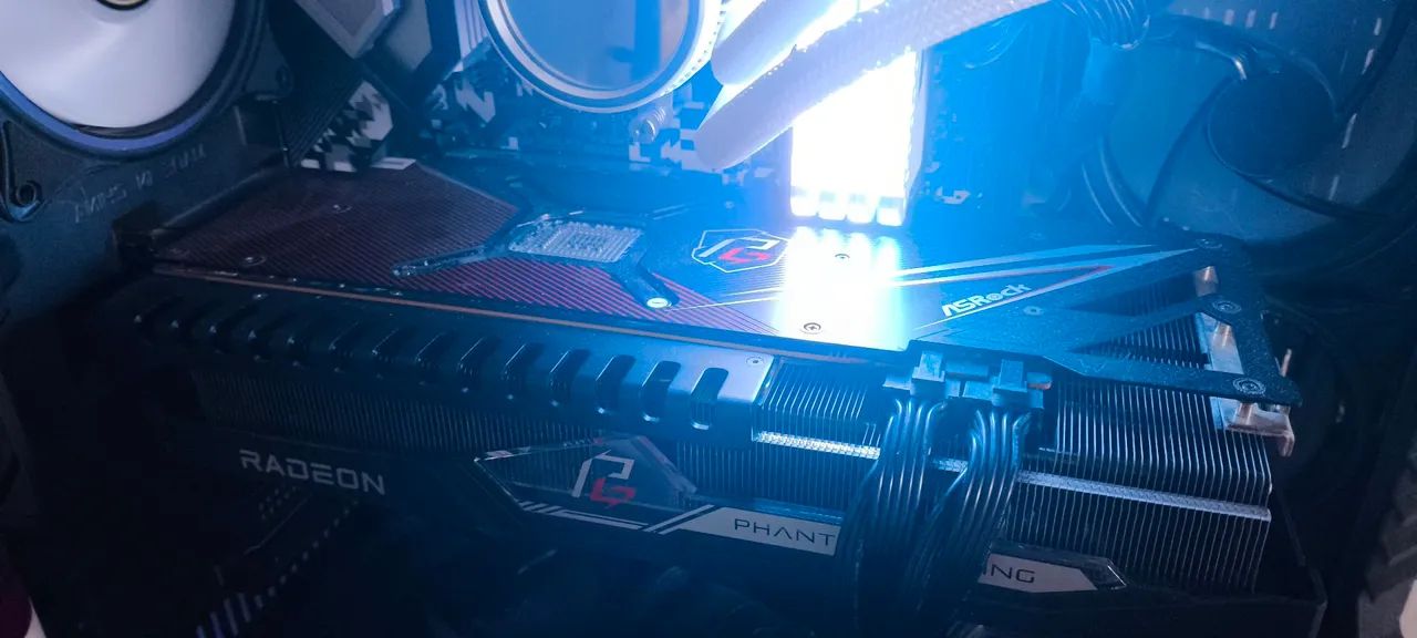 Placa de Vídeo AMD Radeon RX 7900 XT 20gb - Foto 2