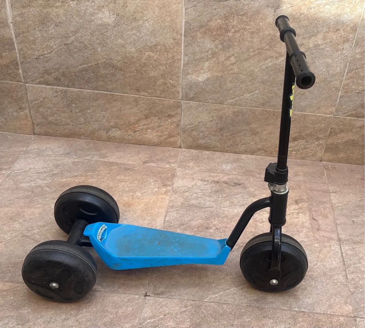 Patinete Infantil bandeirante do Batman com 3 Rodas - Foto 4