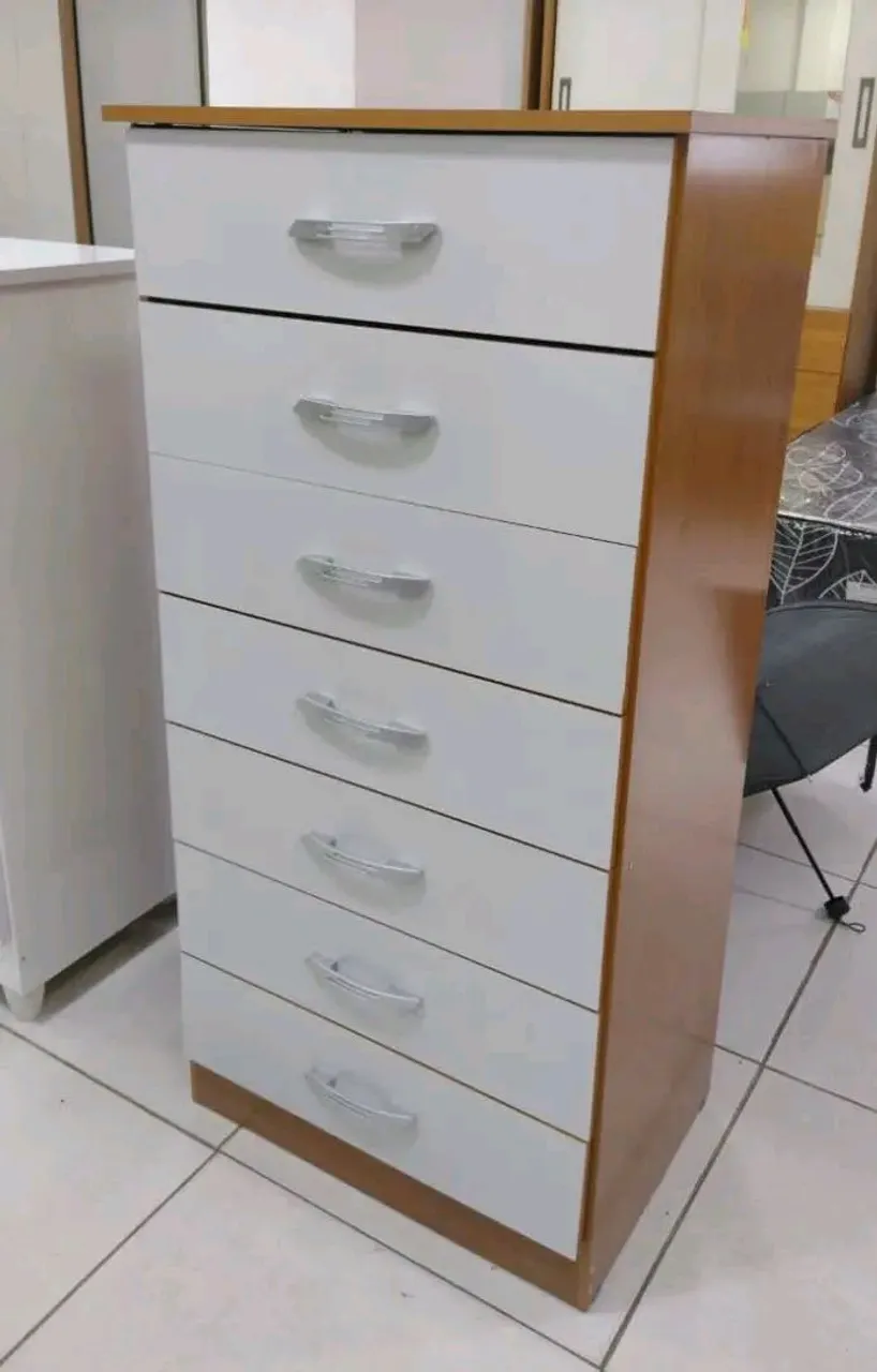 Cômoda 7 gavetas