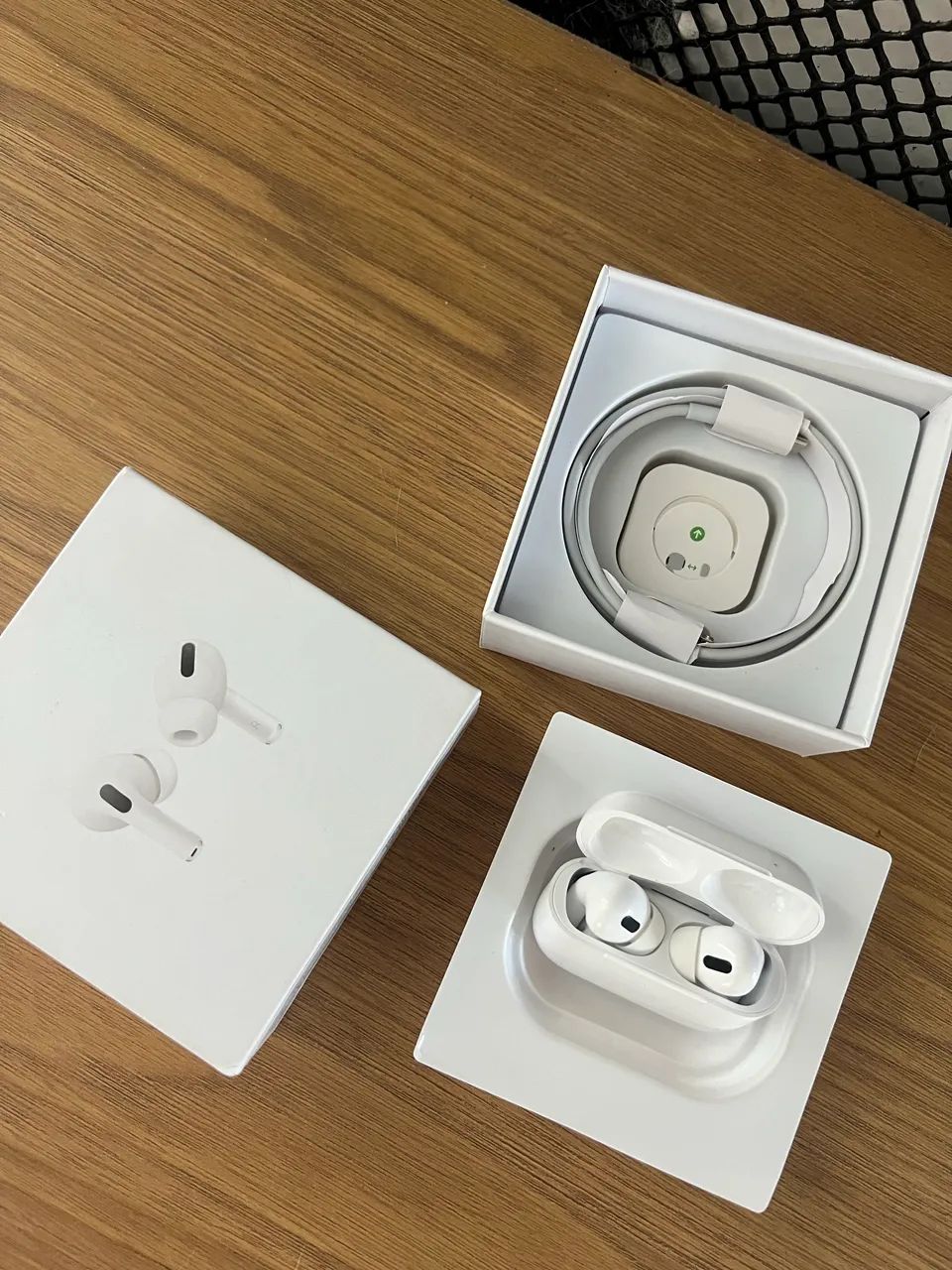 AirPods Pro (2ª geração) com estojo de recarga MagSafe (USB-C) Branco - Foto 5