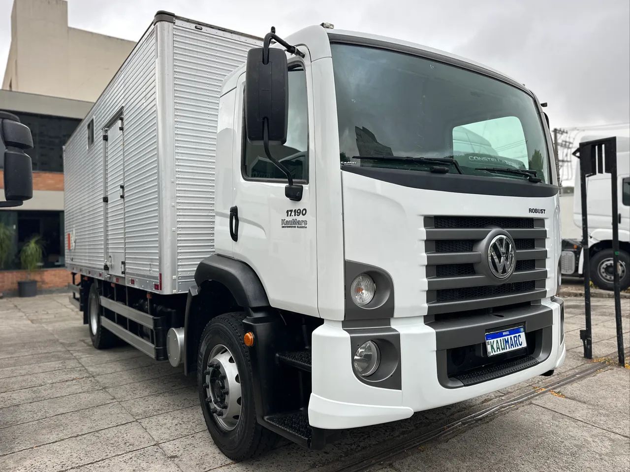 Vw 17-190 Robust Ano 2022 Baú 4x2 Único Dono  - Foto 4