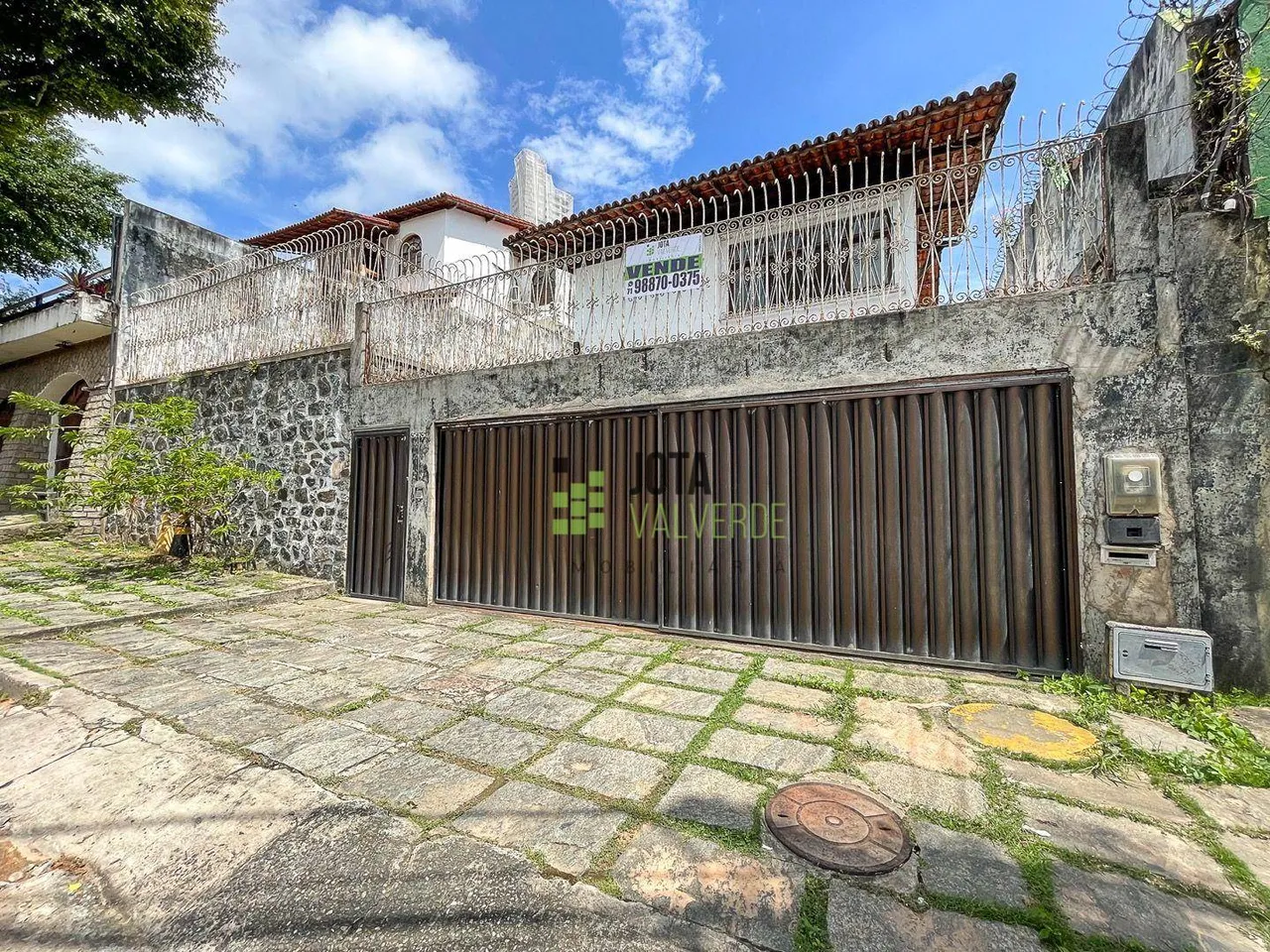 Casa para Residência ou Comércio no Caminho das Árvores