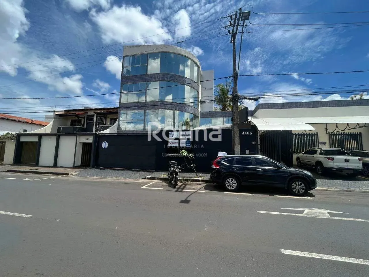 Sala para alugar, Umuarama - Uberlândia/MG - Rotina Imobiliária