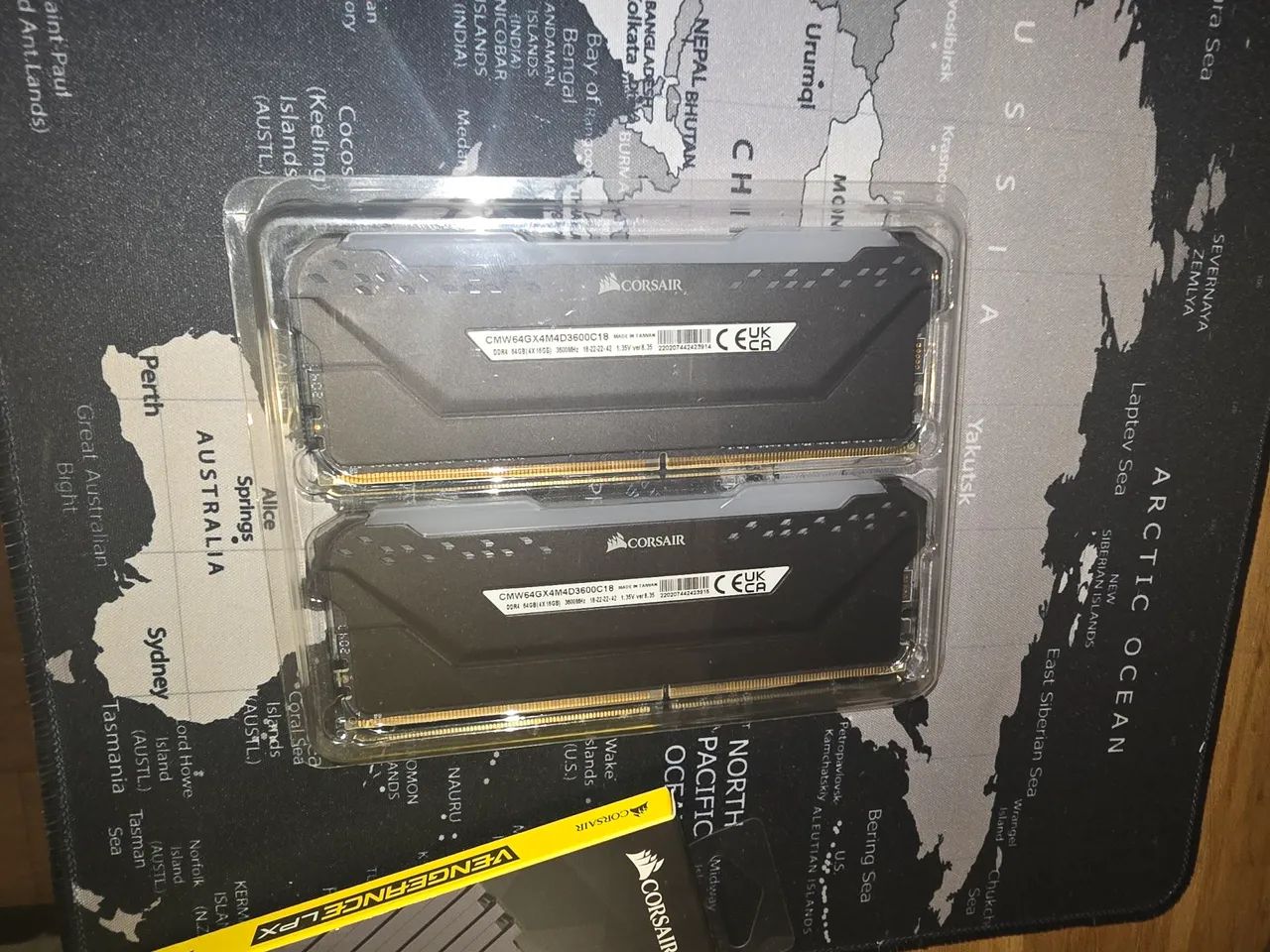 Kit de Memória Corsair Vengeance RGB PRO 2x16GB DDR4 3200Mhz - Novo - Foto 2