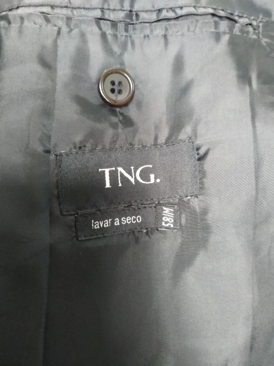Terno Preto Tamanho 46 - Marca TNG - Foto 4