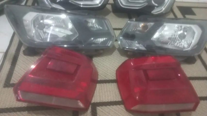 PAR FAROL MASCARA NEGRA GOL G8 VOYAGE SAVEIRO G7 17 AR 22 ARTEB