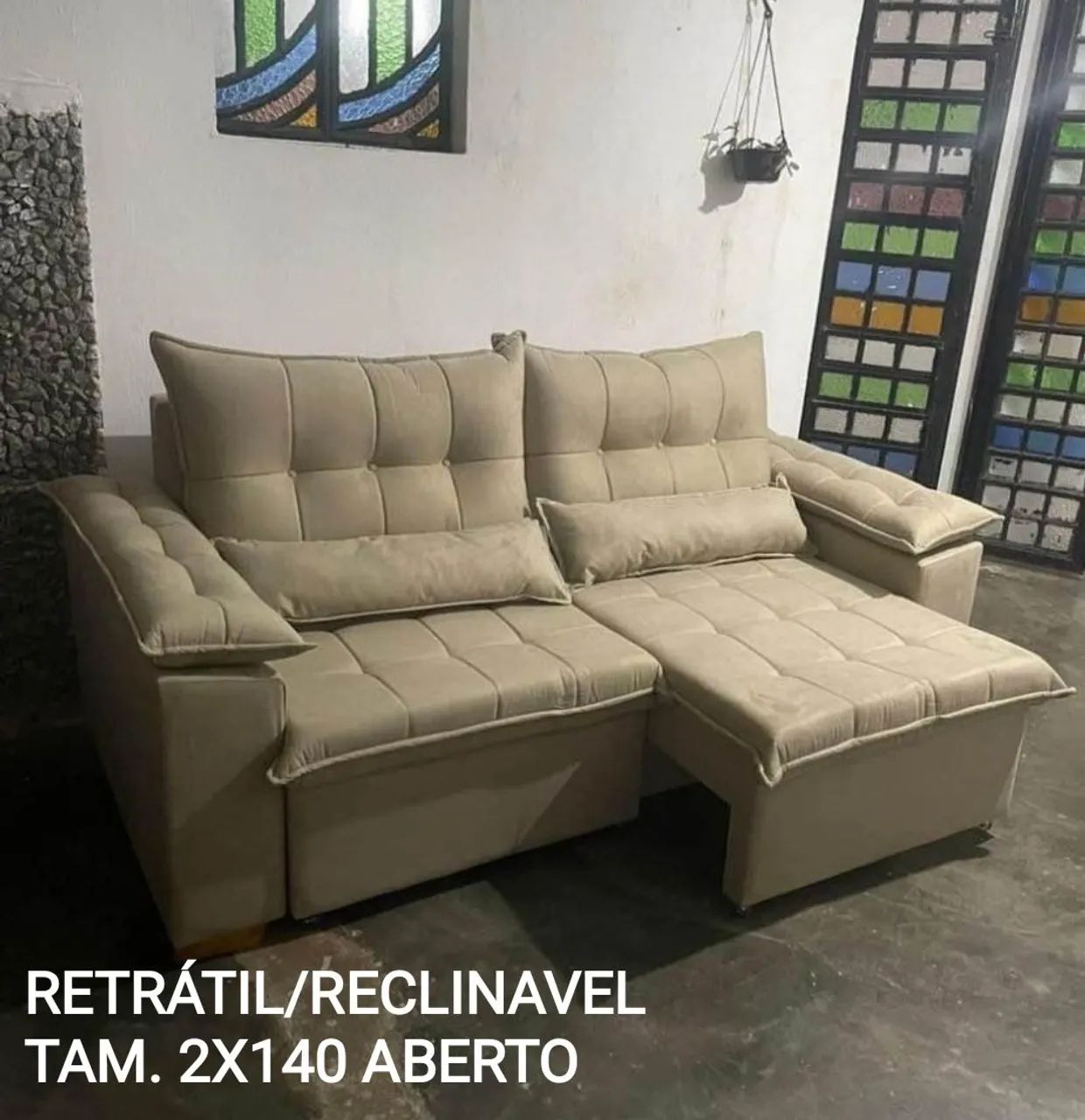 SOFÁ RECLINAVÉL / RETRÁTIL