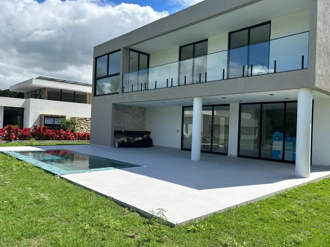 VENDO CASA EM CONDOMÍNIO- ALDEIA!! km 13