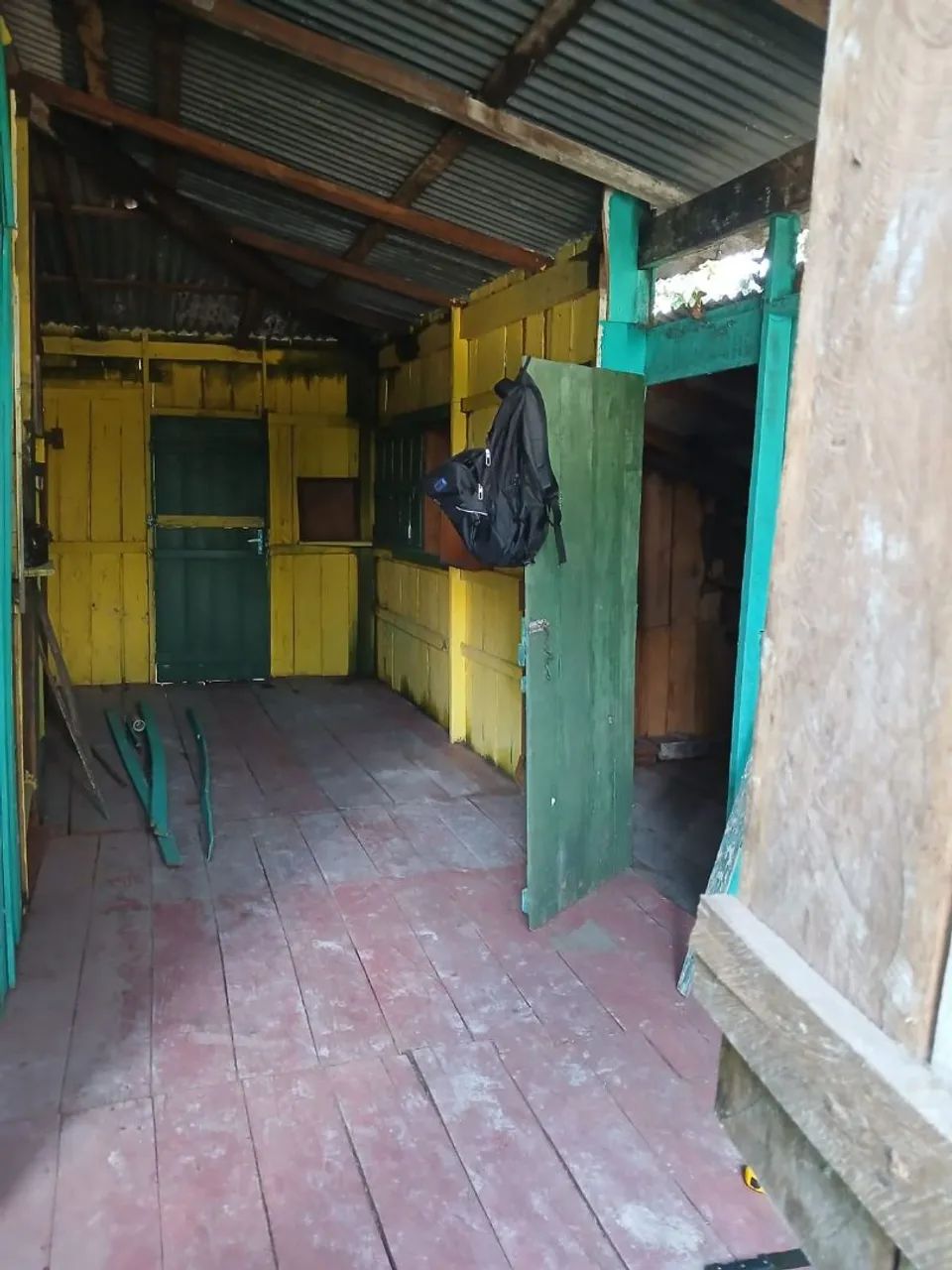 VENDO TERRENO COM CASA JA PRONTA - Foto 3