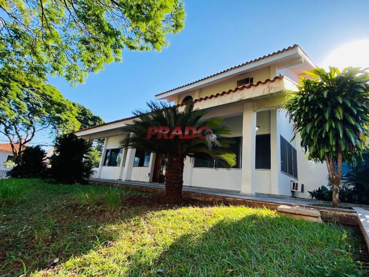 Casa para alugar em Maringá, Zona 05, com 5 quartos, com 804 m² - Foto 2