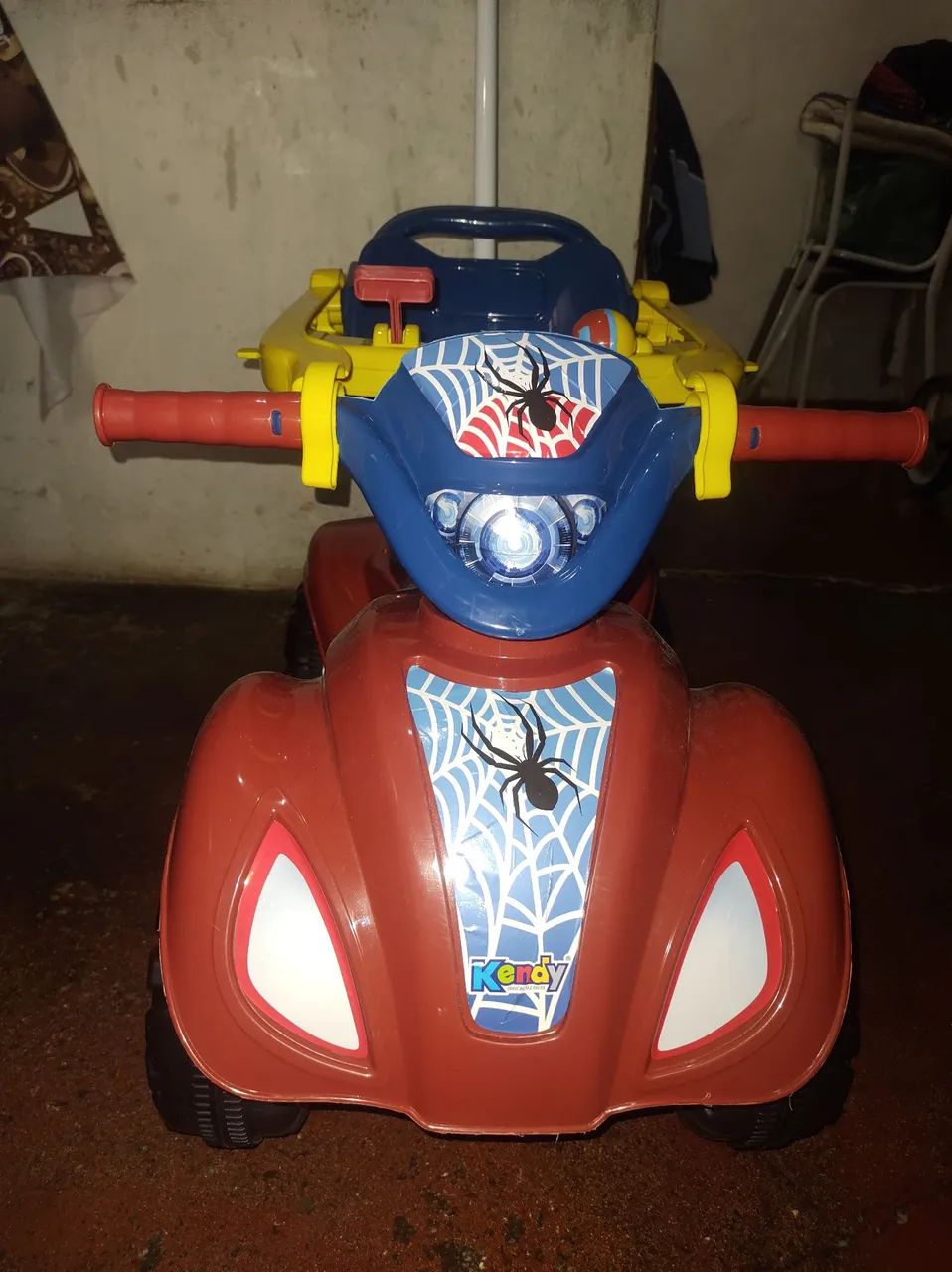 Carrinho infantil de empurrar 