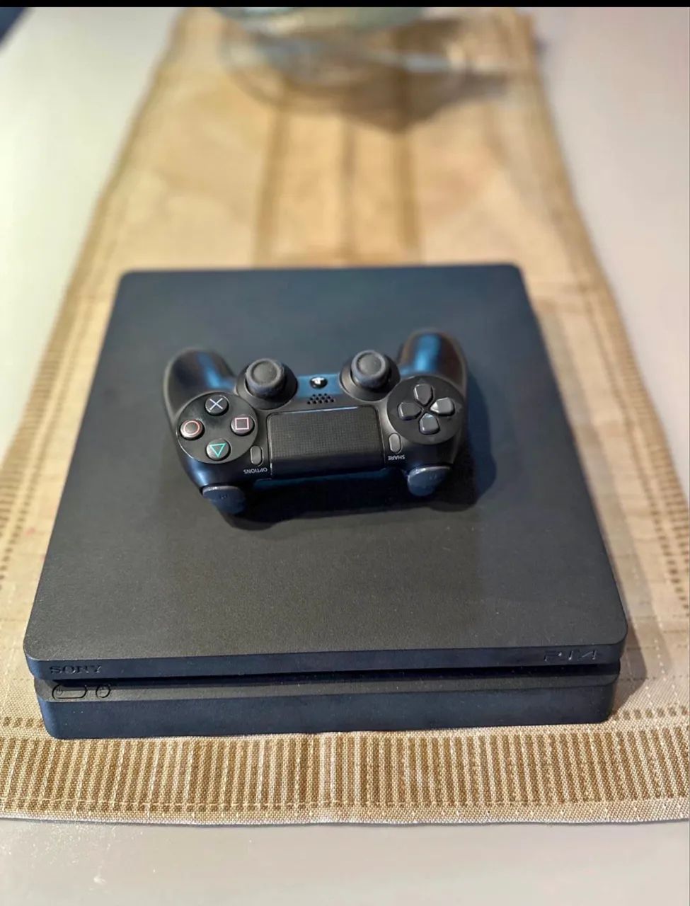 Ps4 slim 1tb