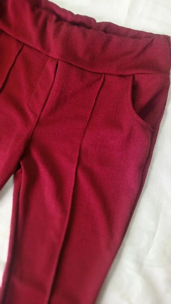 Calça feminina de flare (boca de sino)  - Foto 2