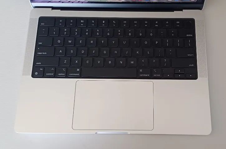 Macbook Pro M4 16gb ram 512gb Ssd Troco - Foto 4