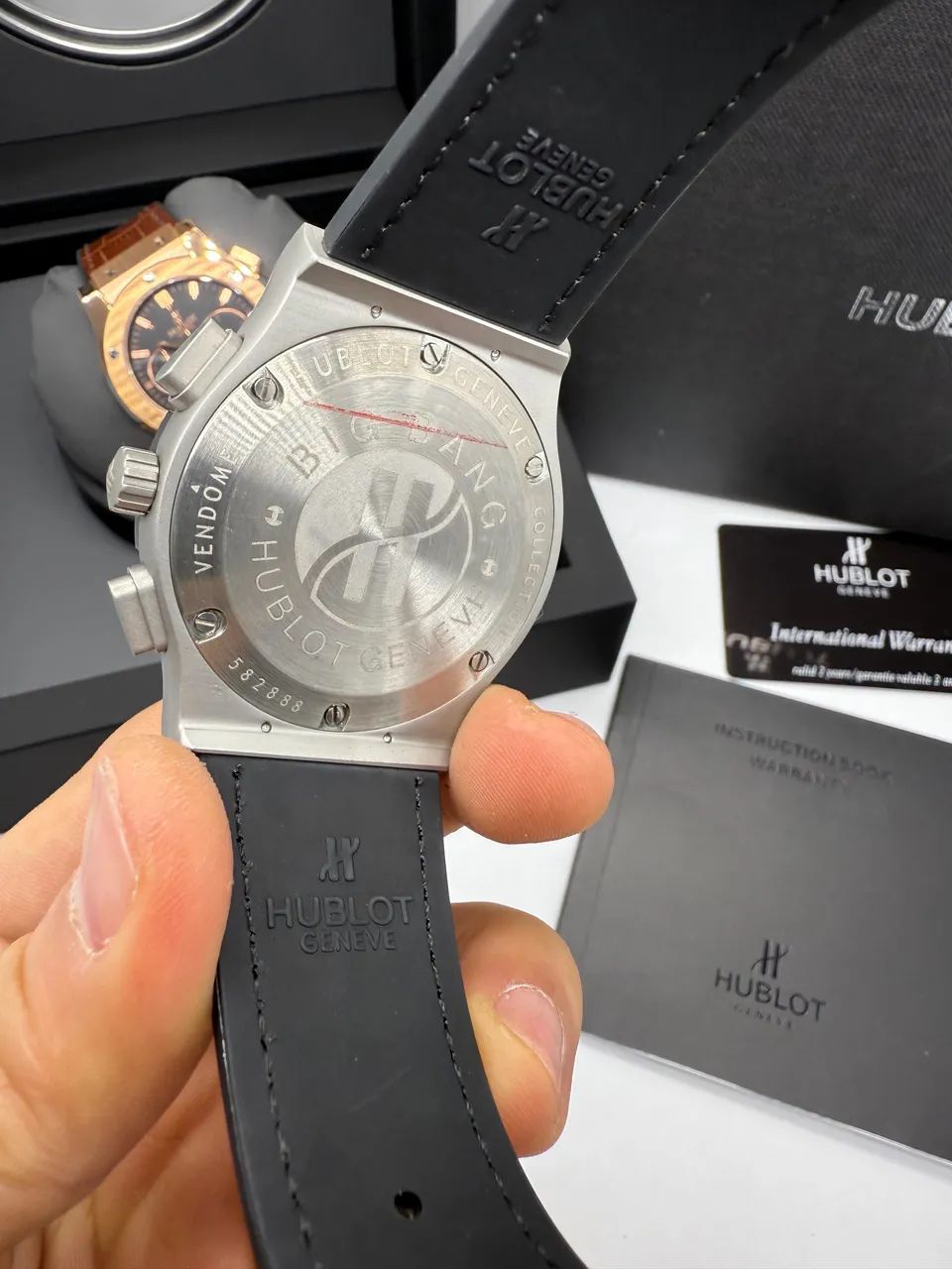 Relógio Hublot 42mm Pulseira de couro  - Foto 3