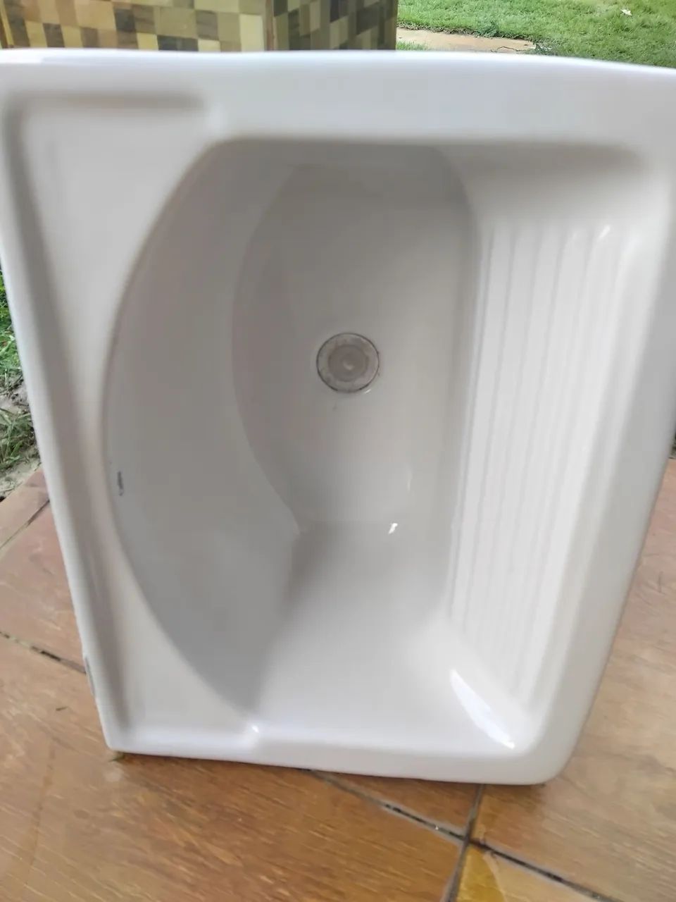 Ceramic Laundry Tub444757428761405441