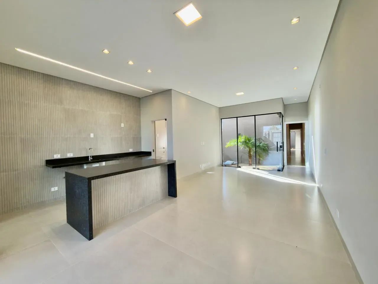 Casa Térrea com Piscina - Alto Padrão no Bairro Monte Castelo - Foto 12