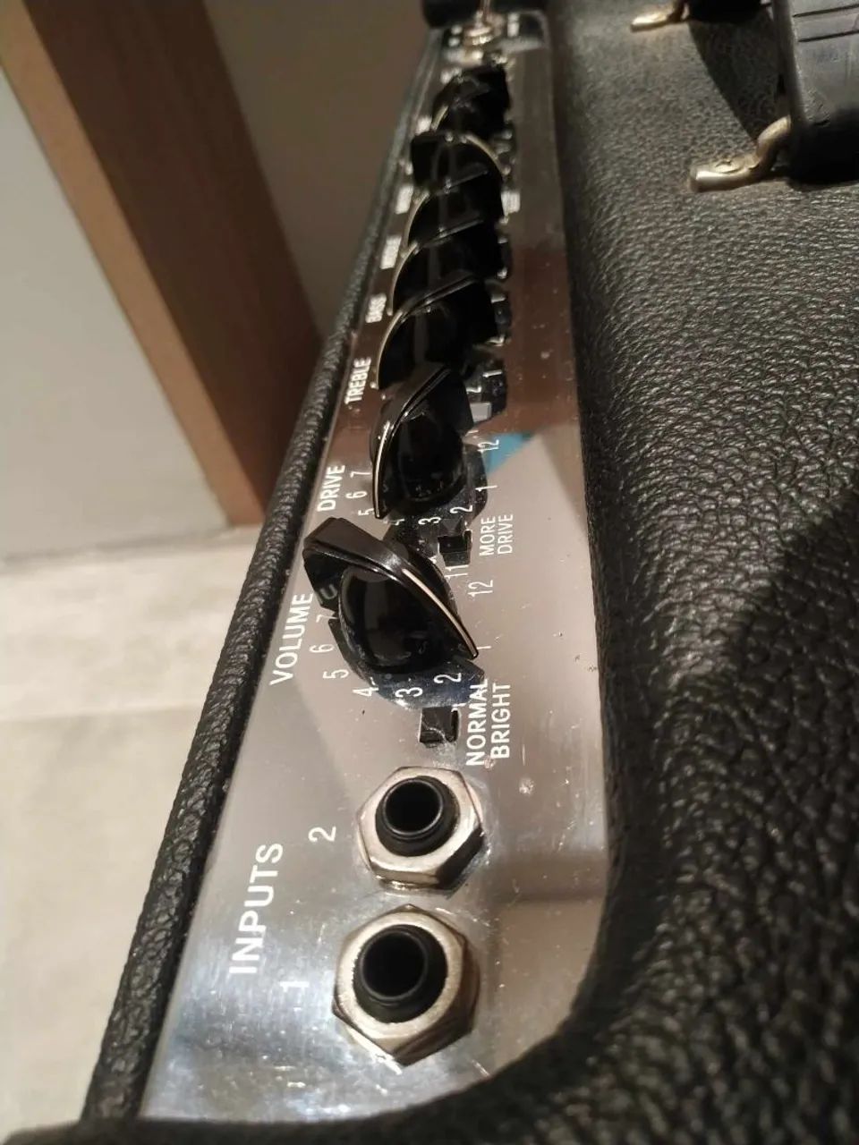 Fender valvulado hot deluxe  - Foto 2
