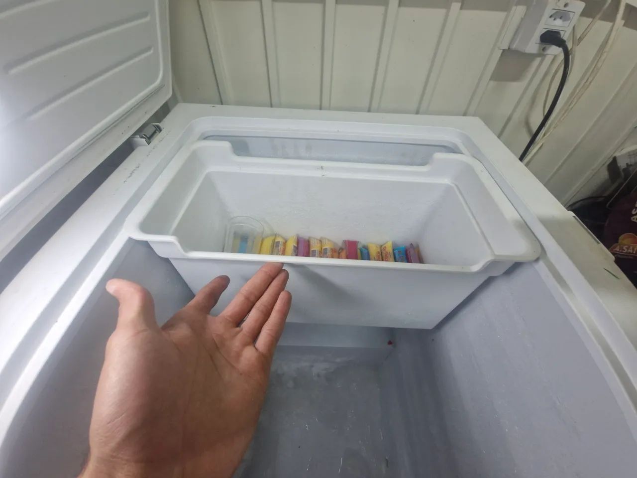 Freezer horizontal 220v - Foto 4
