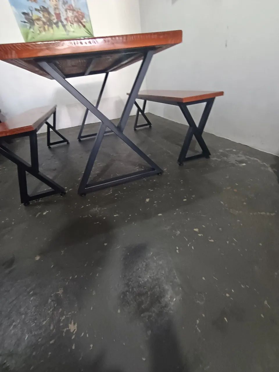 Conjunto de mesa estilo industrial 
