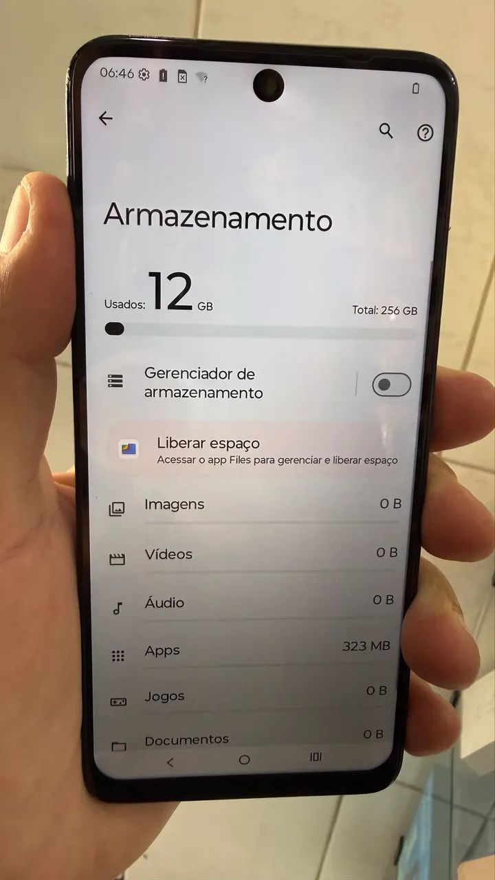 Motorola moto G35 256 gigas  - Foto 2