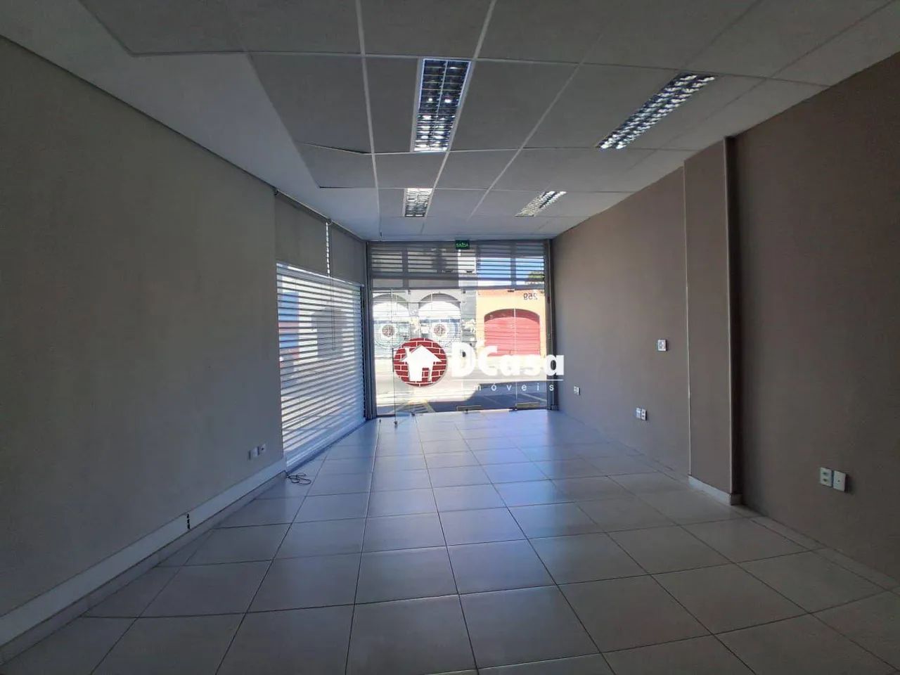 Ponto Comercial com 01 vaga de estacionamento para LOCAÇÃO - Foto 2