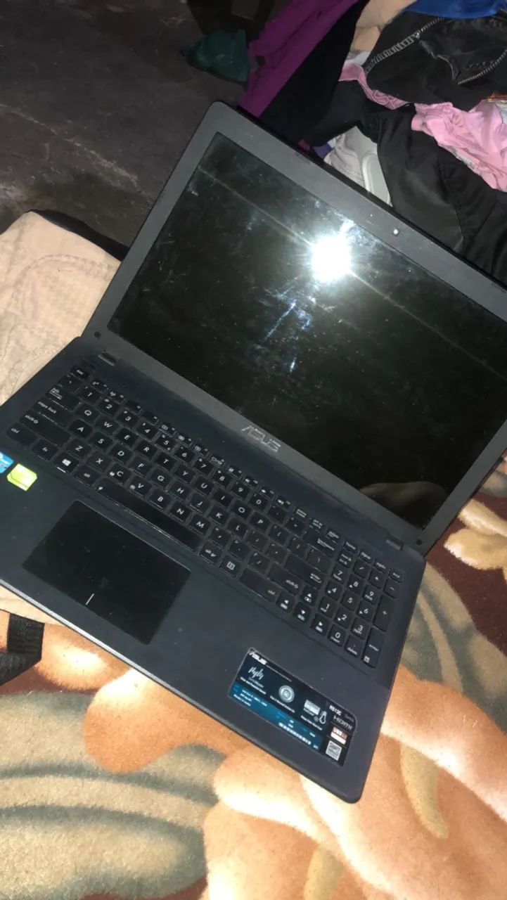 Notebook ASUS - Foto 2