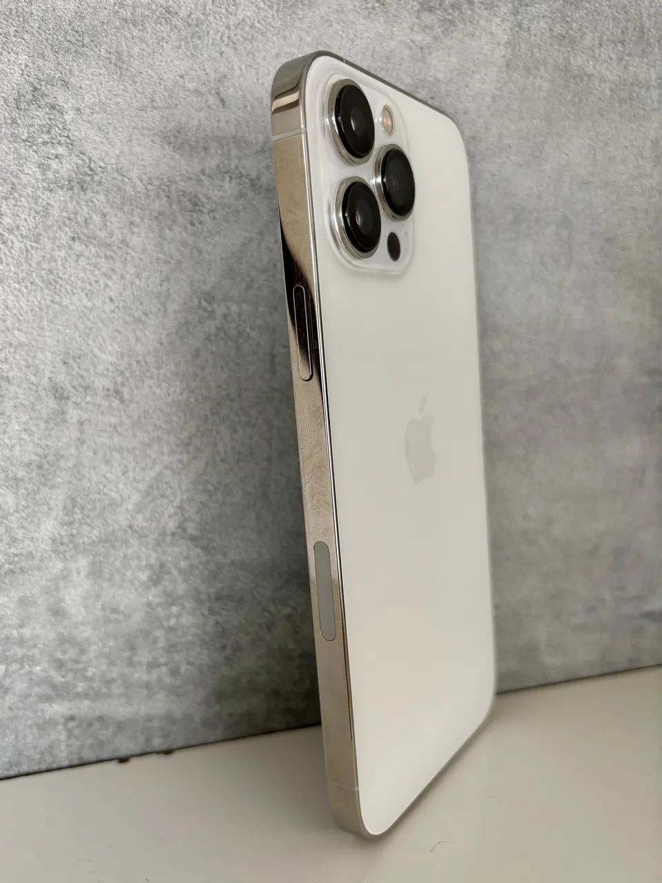 iPhone 13 Pro Max - Seminovo - Celulares e Smartphones - Costa