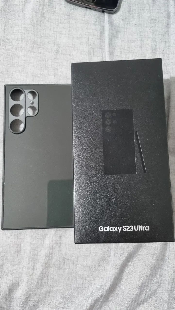 Samsung S23 Ultra - 256GB Armazenamento e 12GB RAM - Celulares e