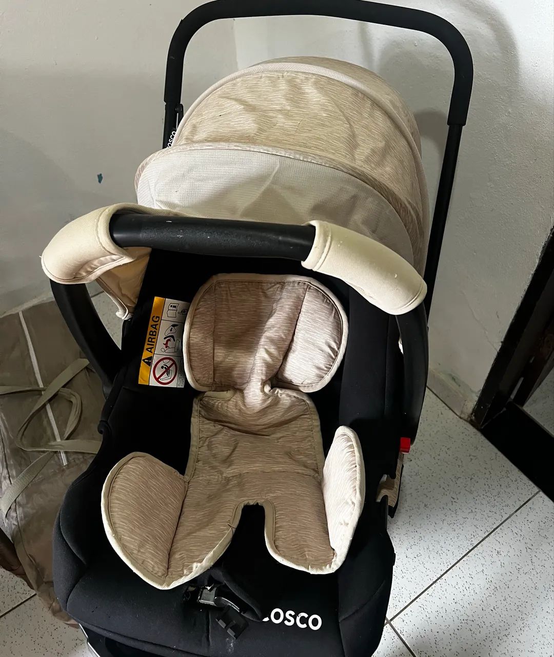 Bebê conforto e carrinho de bebê e berço portátil  - Foto 5