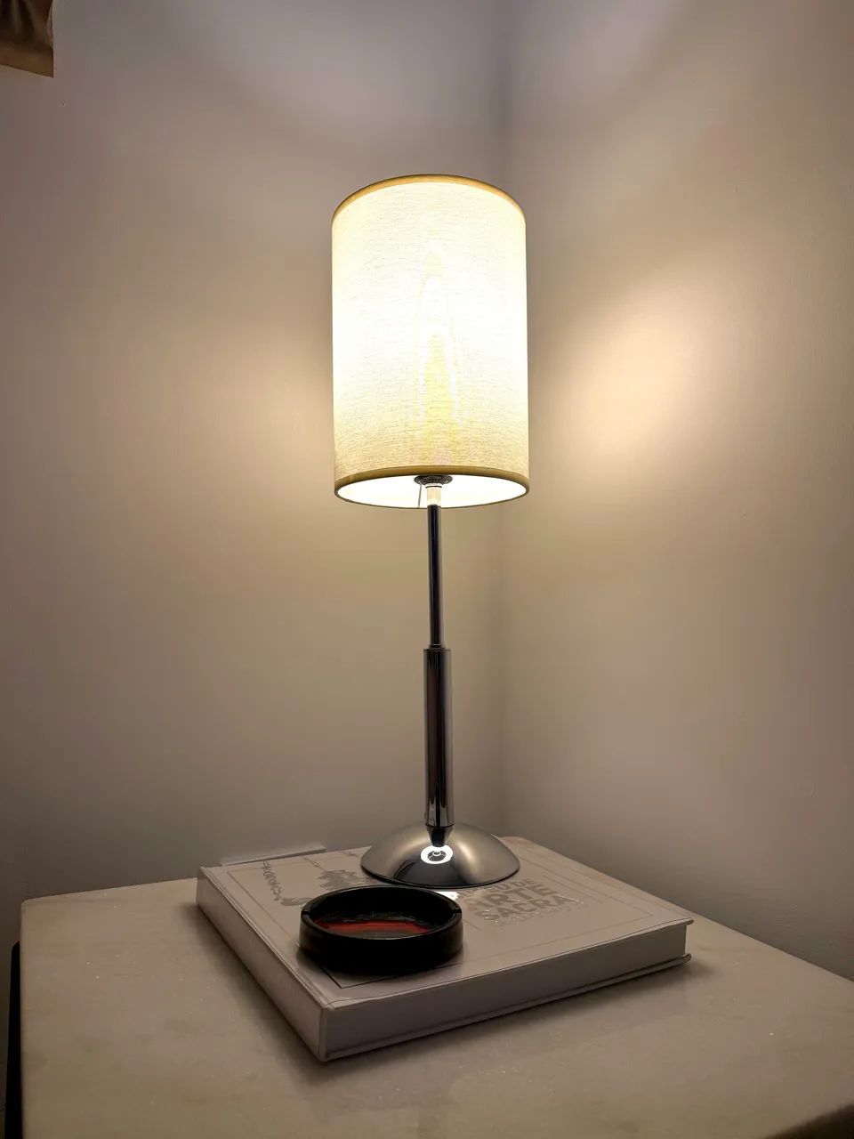 Luminária cromo anos 90