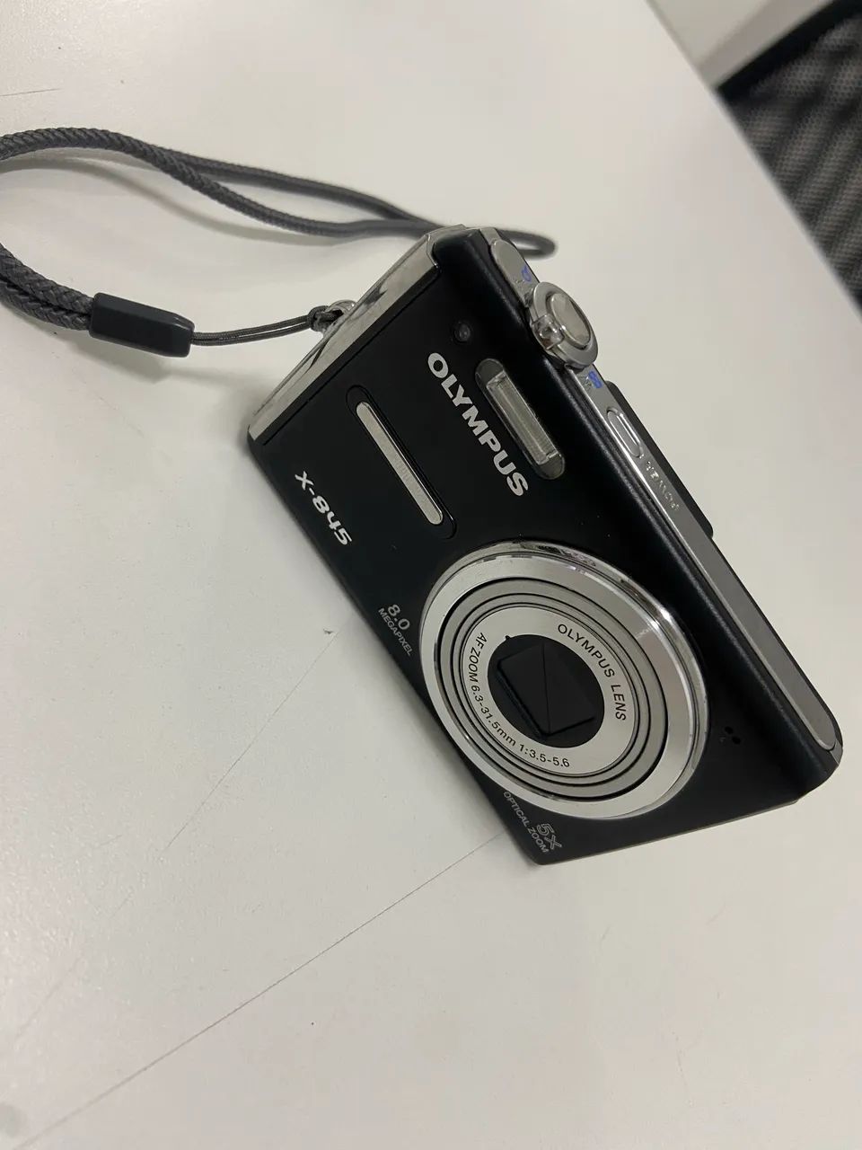 Câmera OLYMPUS
