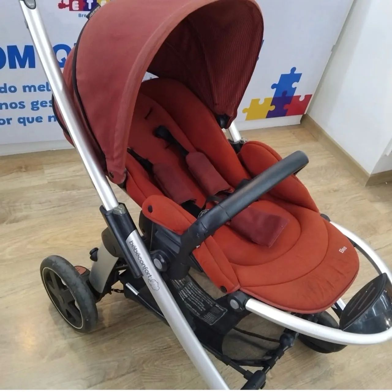Carrinho de bebê Máxi Cosi Elea Vermelho - Foto 2