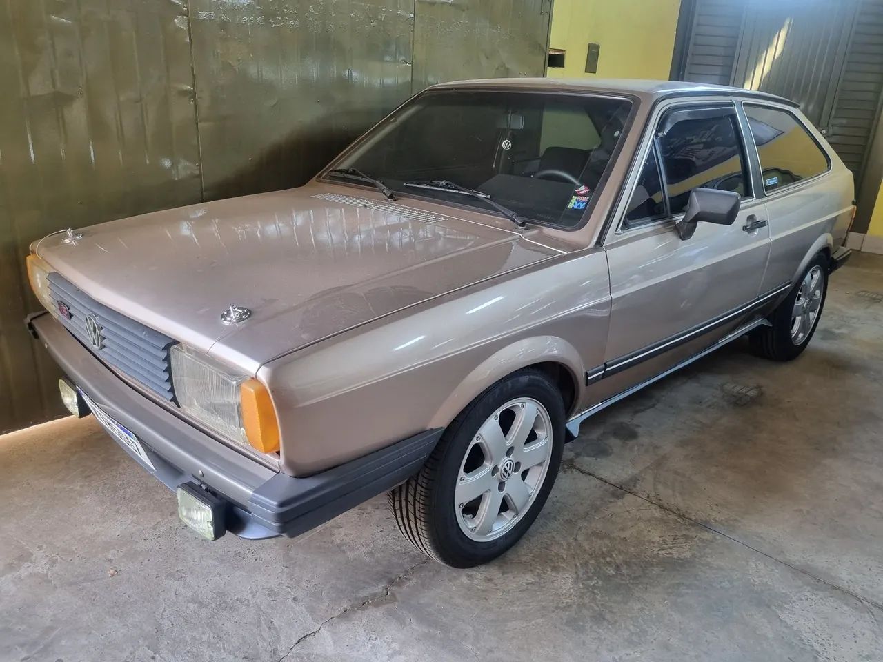 Volkswagen Gol Geração I LS 1.6 Álcool Mec. 2P 1985