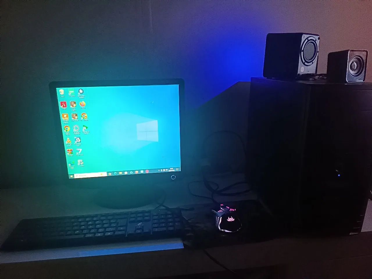 Vendo computador em perfeito estado
