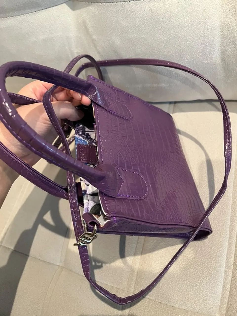 Bolsa com Alça Pequena Roxa Nova - Foto 3