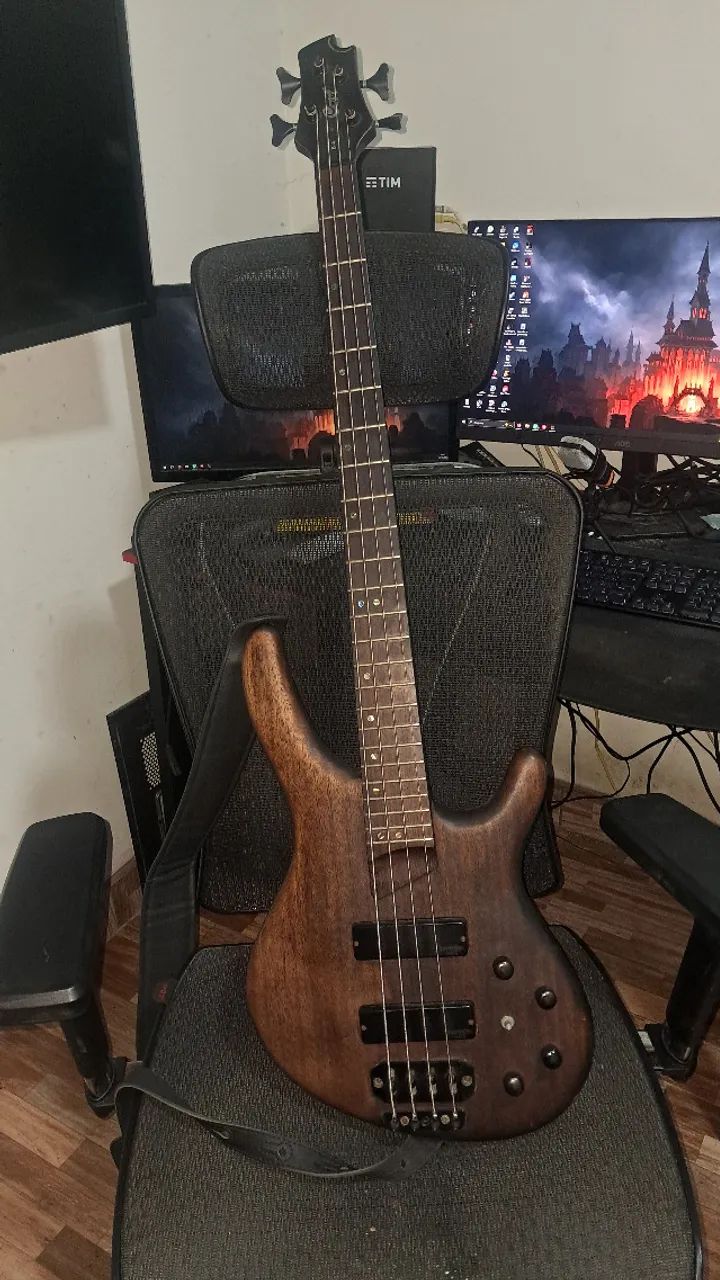 Cort B4 customizado