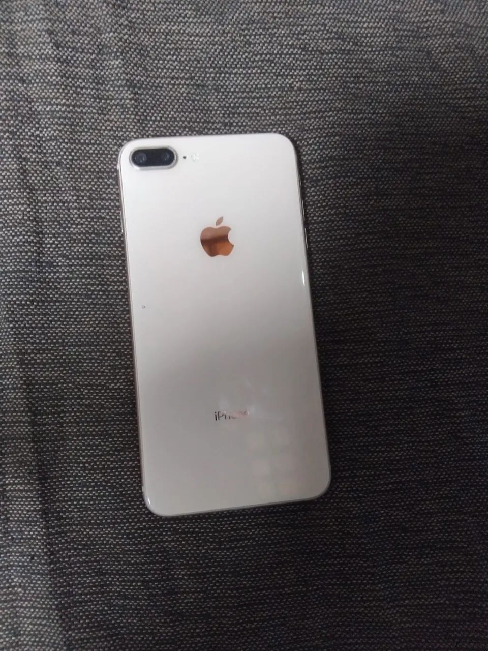 iPhone 8 Plus 