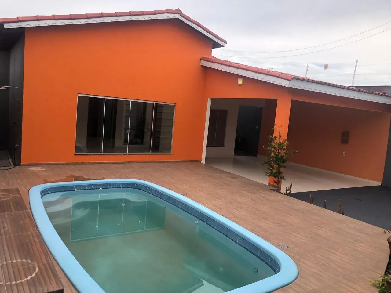 CASA À VENDA  ALTO PADRÃO