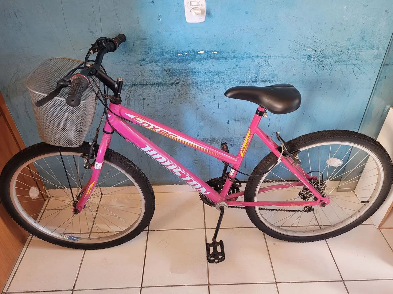 Bicicleta Aro 26 Houston Rosa Com Cesta Feminina