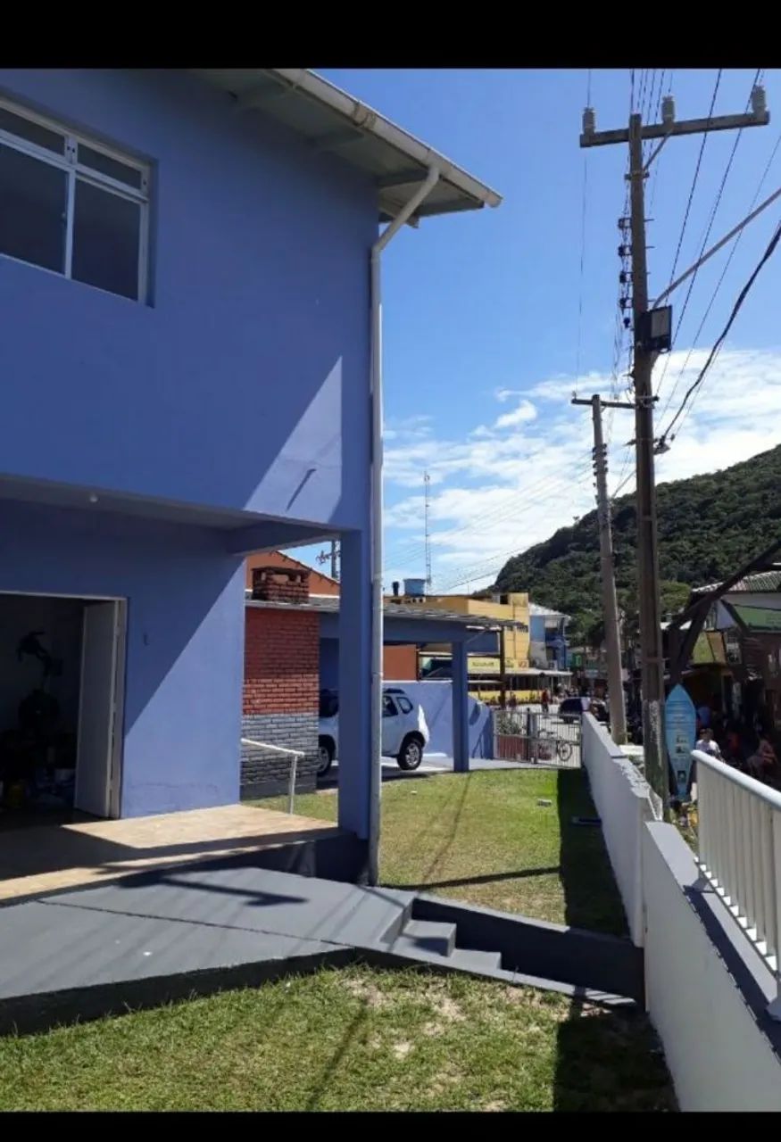 Alugo casa na Guarda do Embaú - Foto 2