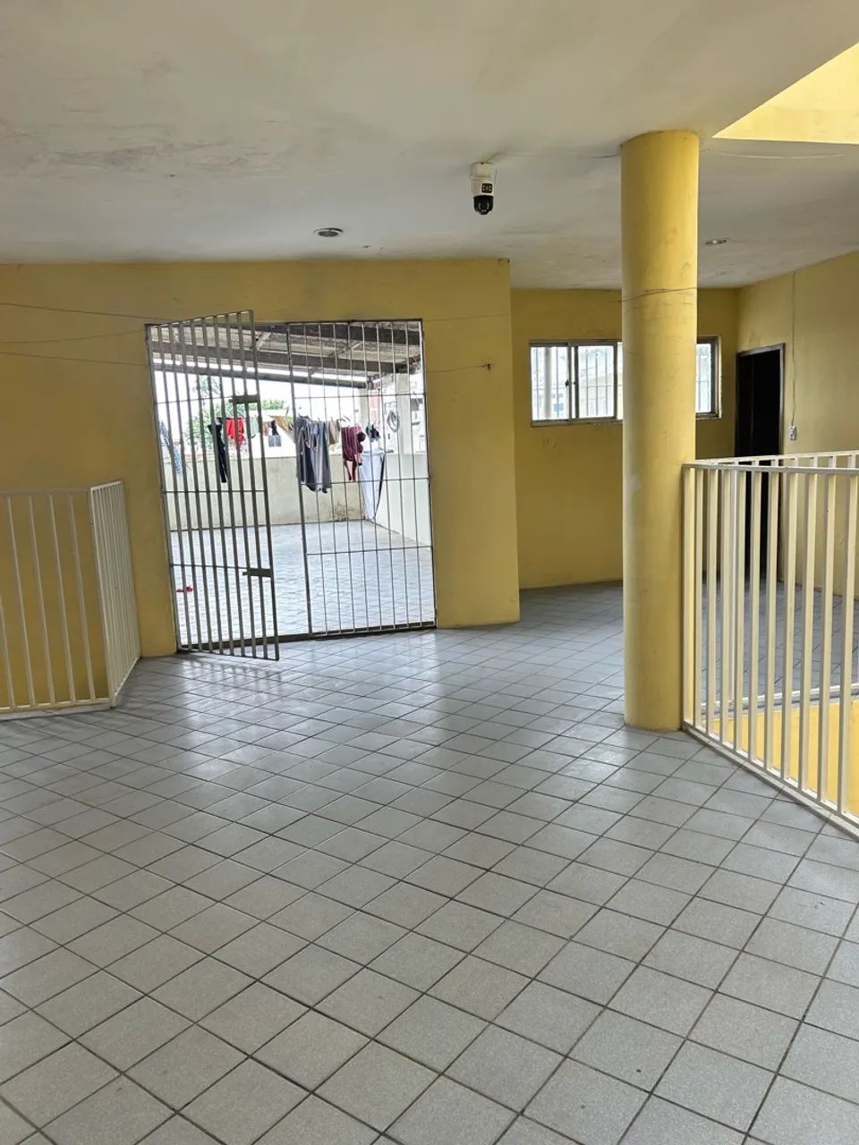 Aluga se salas comercias e um apartamento - Foto 4