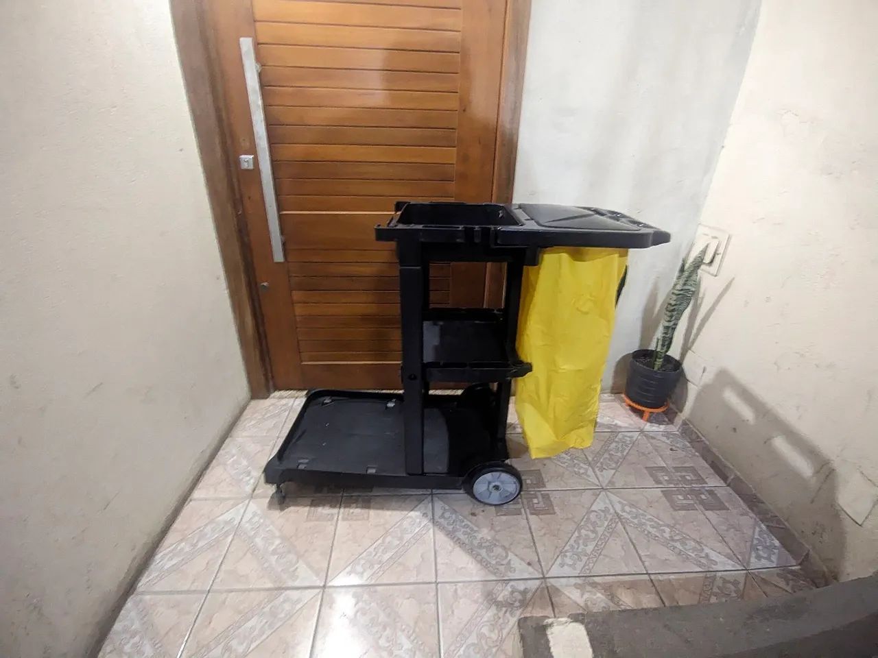 Carro funcional de limpeza - marca Rohmer - Foto 4