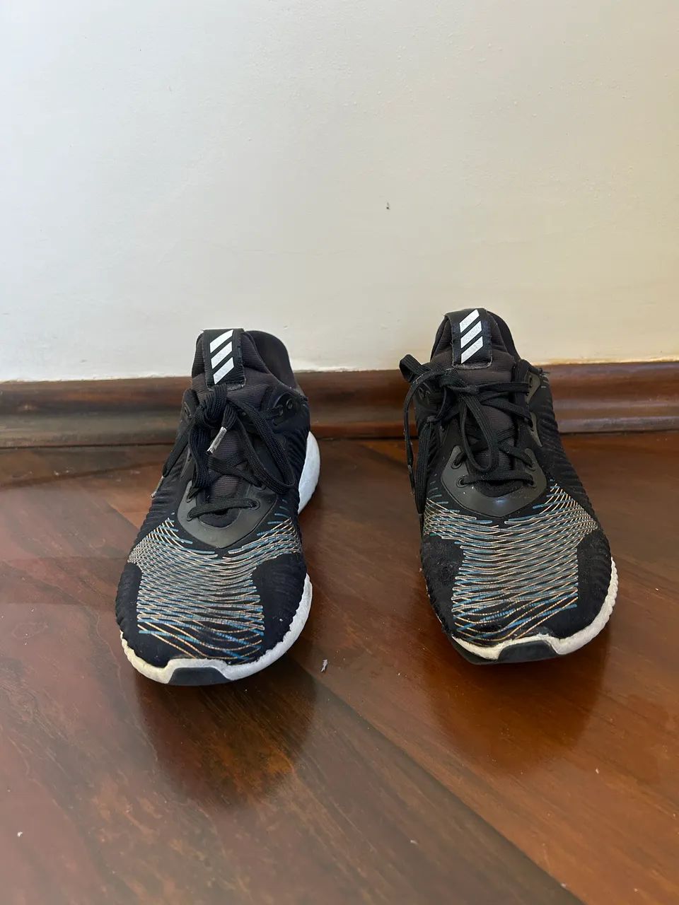 Tênis adidas