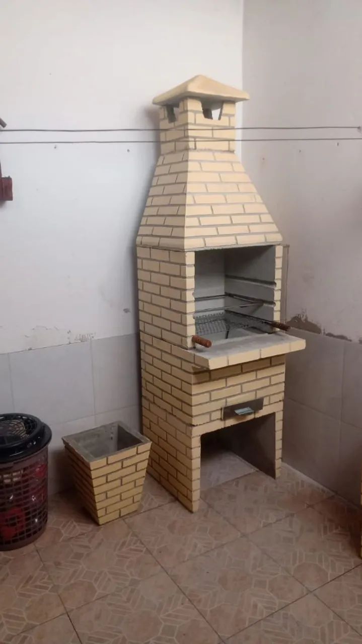 CHURRASQUEIRA PRÉ MOLDADA 