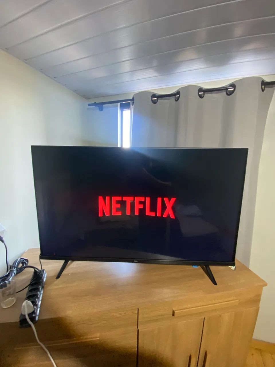 Smart TV 43 polegadas impecável 